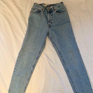 GAP Vintage Classic Fit High Waist Mom Jeans